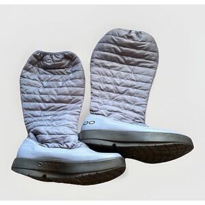 Oofos OOmg Boots Womens 7 Tall Blue GRAY Shoes Recovery Pull On Nylon Puffer EUC